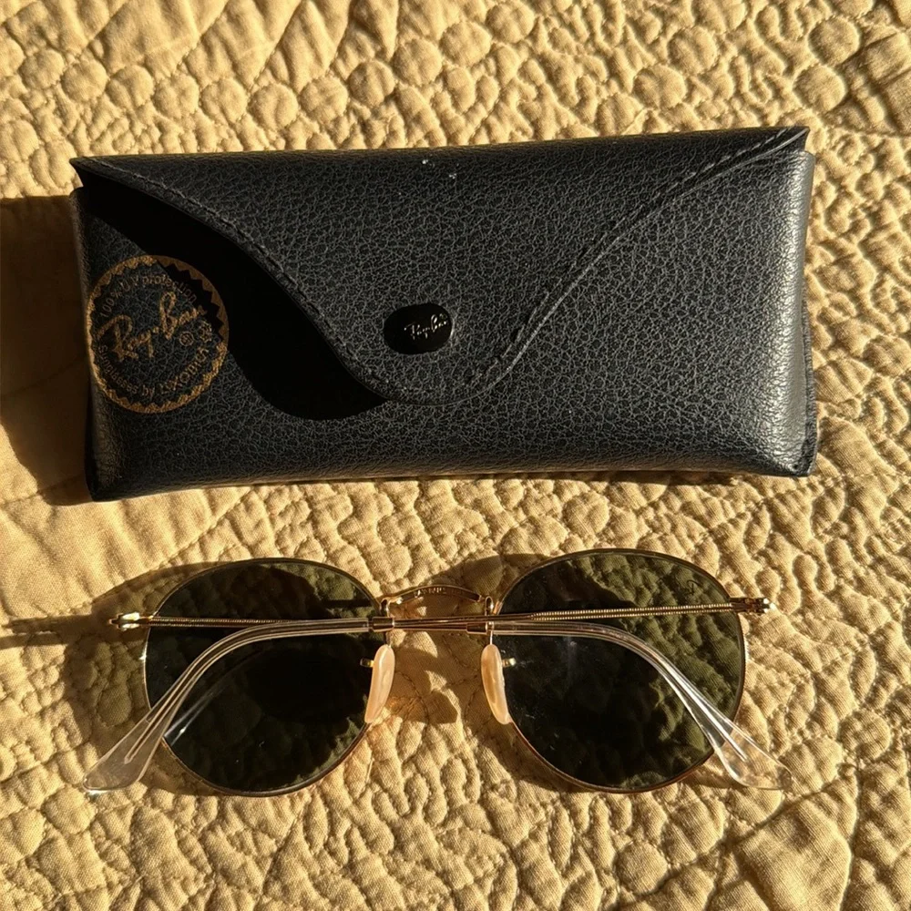 Ray-Ban Round Gold Frame Sunglasses with Black Lenses - Picture 4 of 4